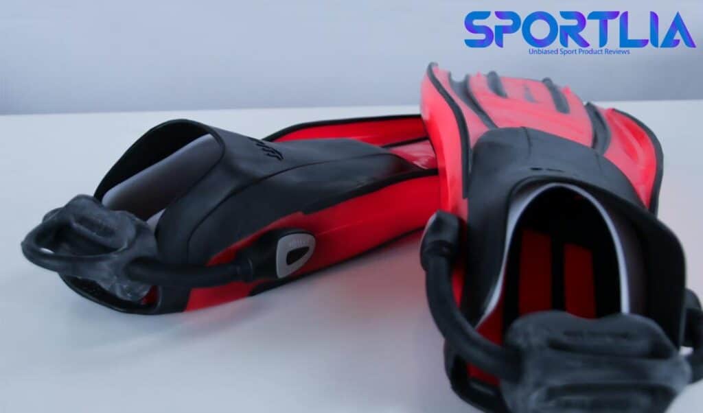 Mares Avanti Quattro Black and Red Strong Current Fins