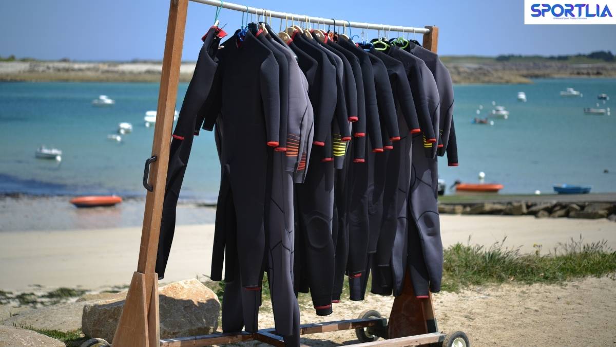 What To Wear Under A Wetsuit Men And Women Guide Sportlia